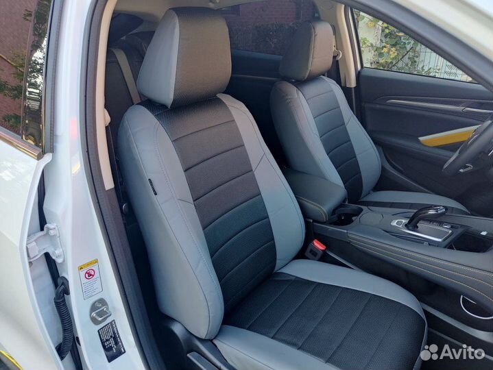 Чехлы Автопилот Volkswagen Tiguan с 2007-2017