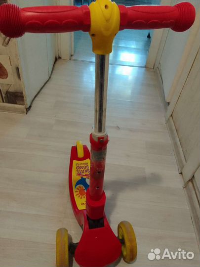 Самокат детский трехколесный