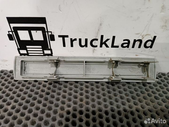 Заглушка обивки задней стенки Man Tgx