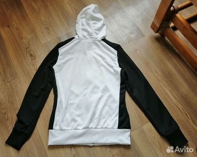 Костюм спортивный женский 44 размер