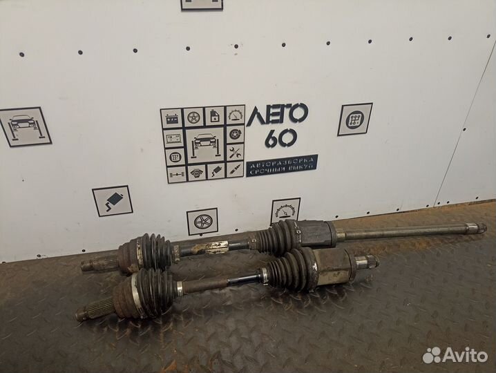 Полуось передняя для BMW X5 E70