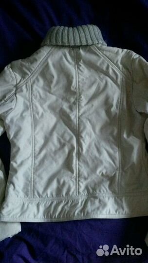 Куртка белая короткая