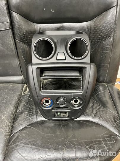 Консоль центральная Vaz LADA Granta