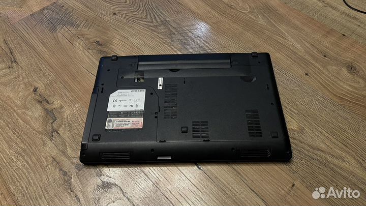 MSI мощный i7/10/nvidia/500/15,6/акб рабочий