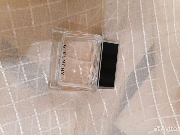 Парфюмированная вода женская