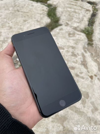 iPhone 8 Plus, 128 ГБ