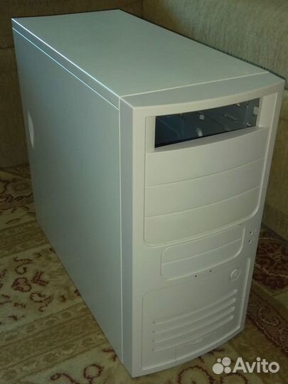 Корпус Inwin midi tower