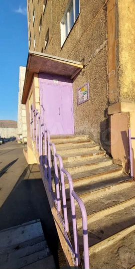 2-к. квартира, 48 м², 3/9 эт.