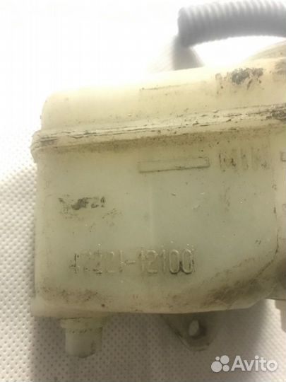 Бачок для тормозной жидкости Toyota Sprinter