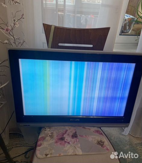 Телевизор philips с неисправностью