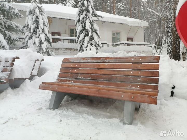 Скамейка уличная