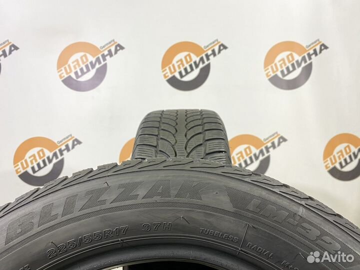 Bridgestone Blizzak LM-32 225/55 R17