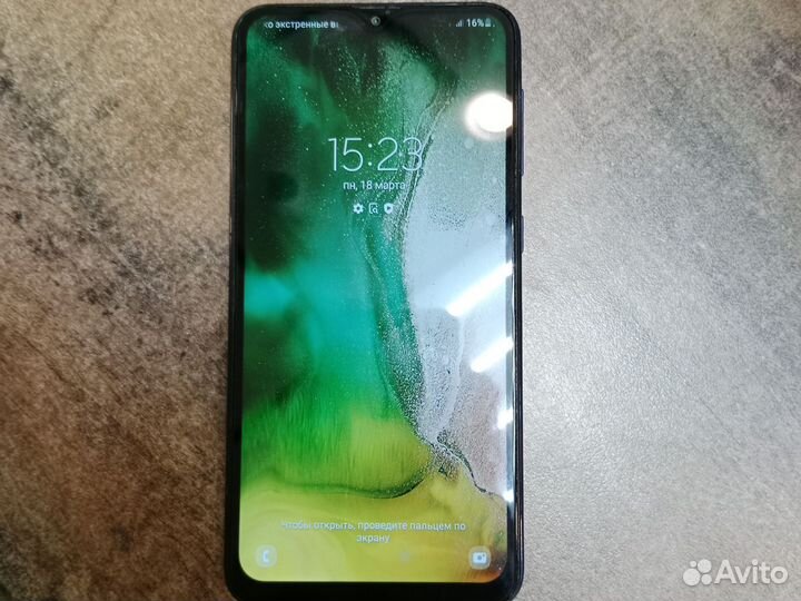 Samsung Galaxy A10, 2/32 ГБ