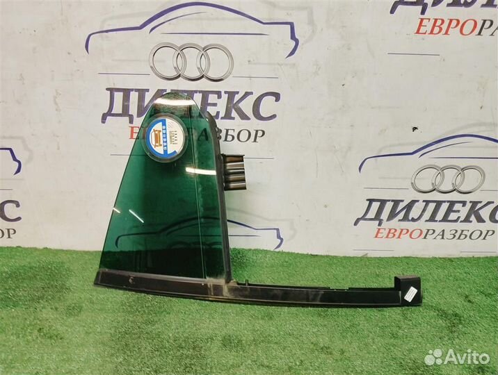 Стекло двери задней левой (форточка) VW Passat CC