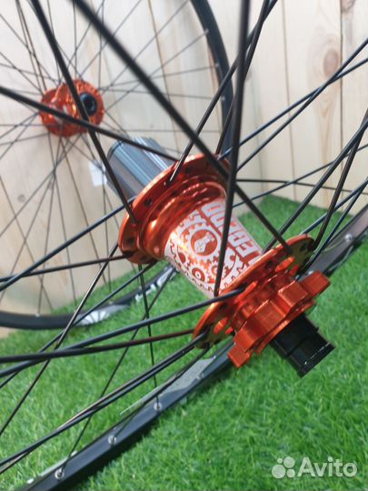 Колеса 27.5 Helix Ztto Pillar 15*100 12*142 (пара)