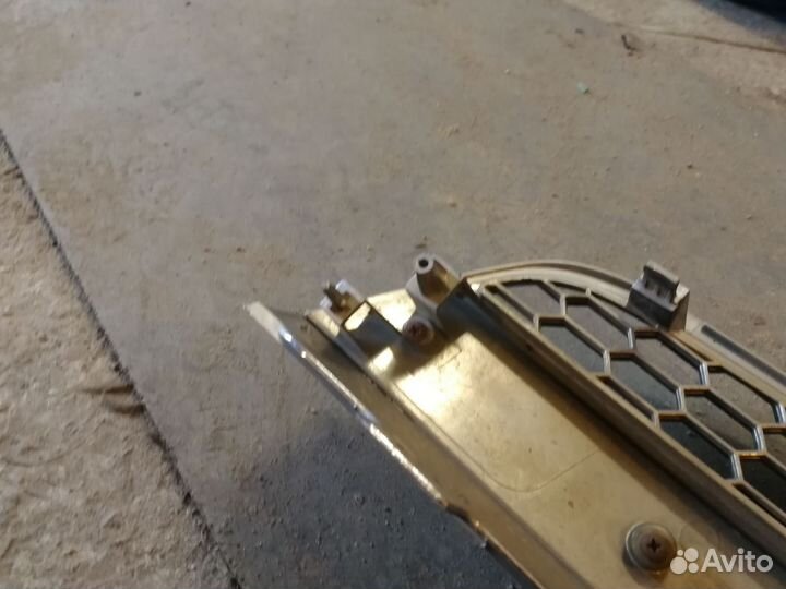 Решетка радиатора chevrolet captiva c100