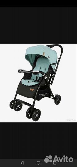 Прогулочная коляска с перекидной ручкой
