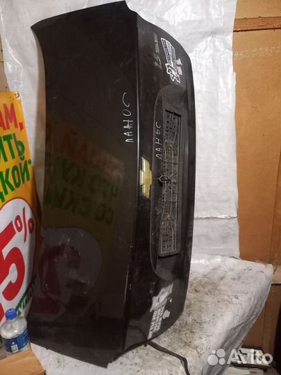 Продам крышку багажника на шевролет ланос