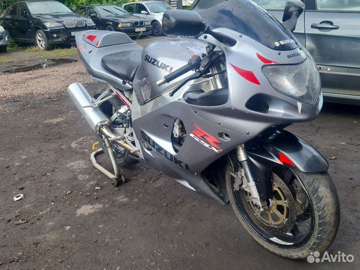 Suzuki gsx750