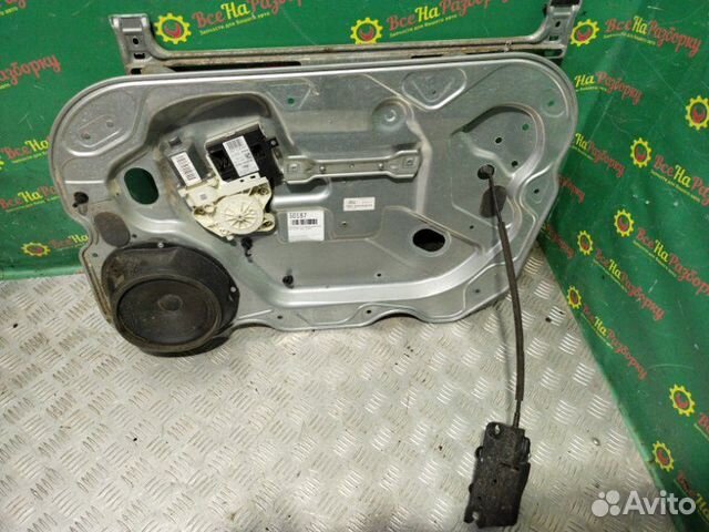 Стеклоподъемник передней правой двери Ford Focus 2