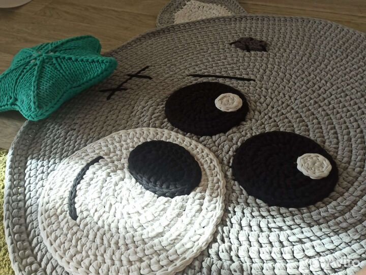 Коврик для детской из пряжи Мишка Тедди