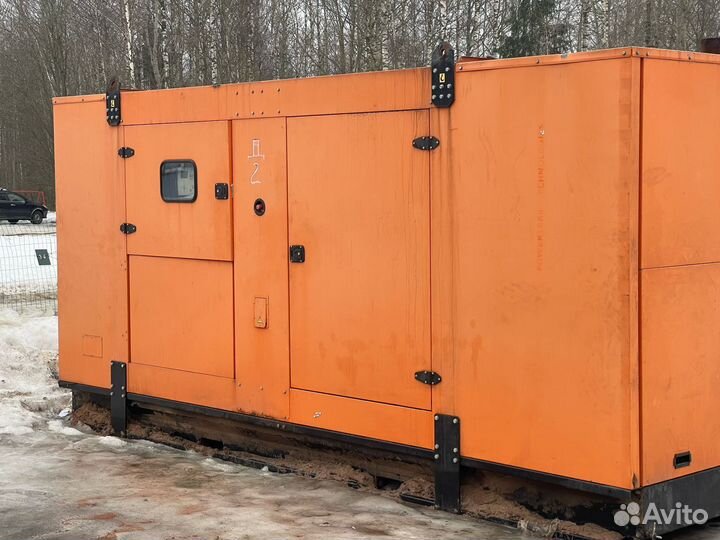 Дизельный генератор 300 квт б/у