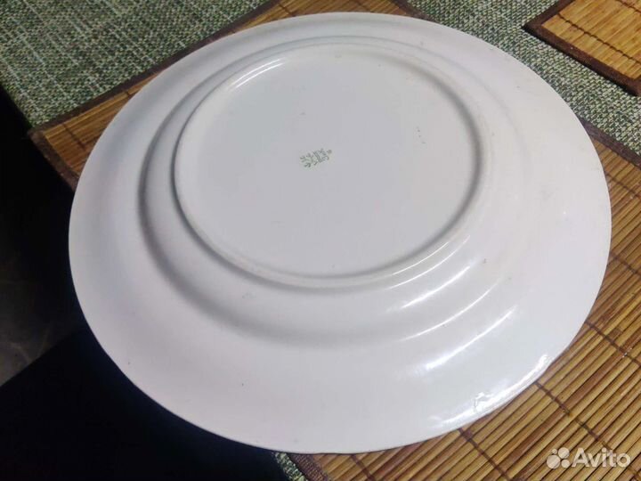 Блюдо и тарелка Зик Конаково СССР Сервиз Земляника