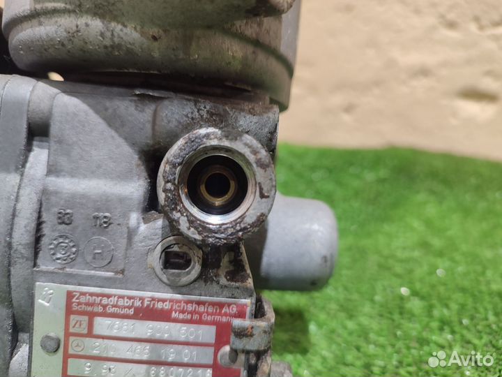 Насос гур Mercedes-Benz w124 m111 2.2