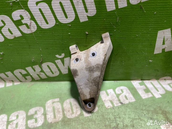 Кронштейн генератора Chevrolet Lanos T100 A15SMS