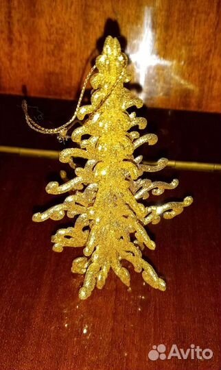 Елочные игрушки