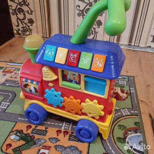 Паровозик каталка