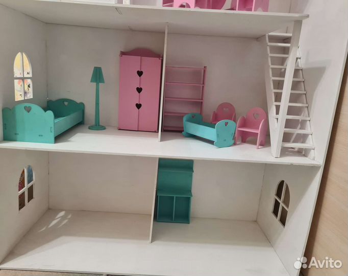 Домик кукольный