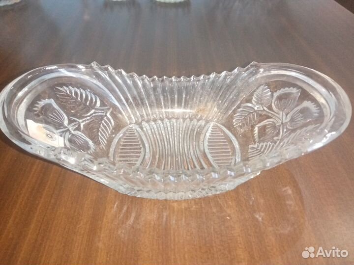 Хрусталь новый советский.салатницы и др