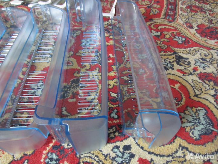 Лотки балконы и полки в холодильник beko