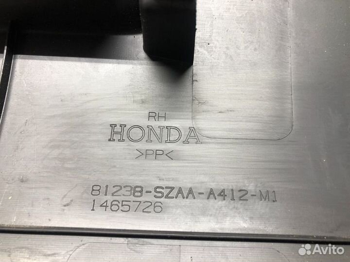 Накладка сиденья передняя правая Honda Pilot 2 3.5