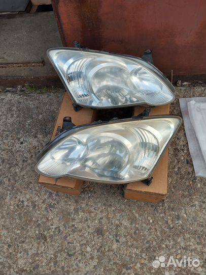 Фары передние toyota corolla e120