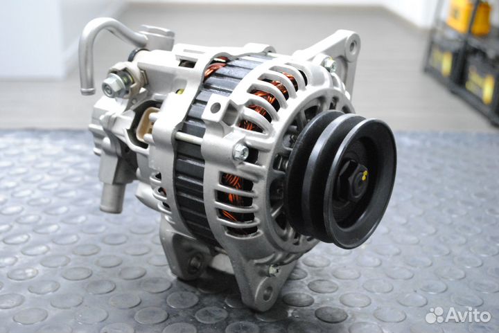 Генератор Hyundai H-1, Starex, Porter 2.5 TD 110А