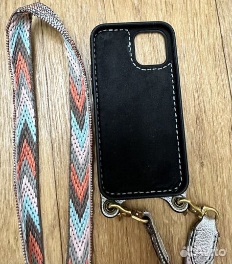 Чехол на 12 про (pro) на ремешке из кожи