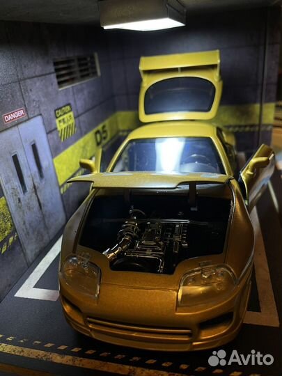 Toyota supra a80 / Модель 1:24