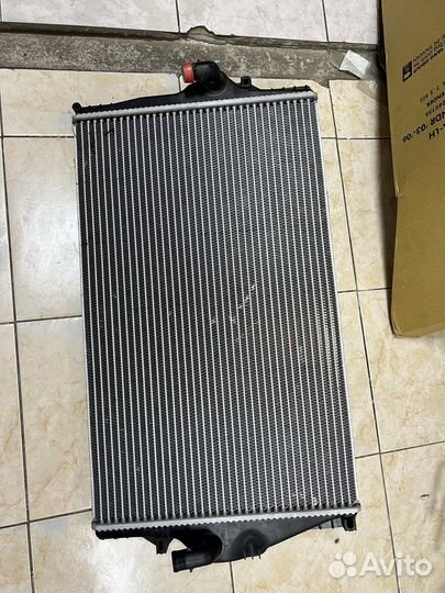 Интеркулер volvo s60 v70 xc70