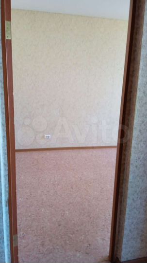 2-к. квартира, 54 м², 3/3 эт.