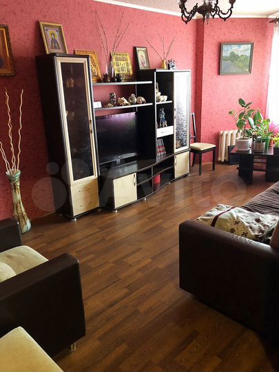 4-к. квартира, 85 м², 1/5 эт.