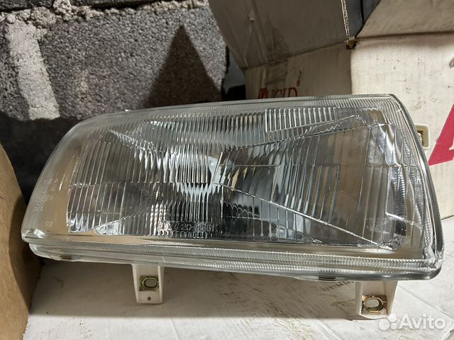Фара правая на volkswagen vento