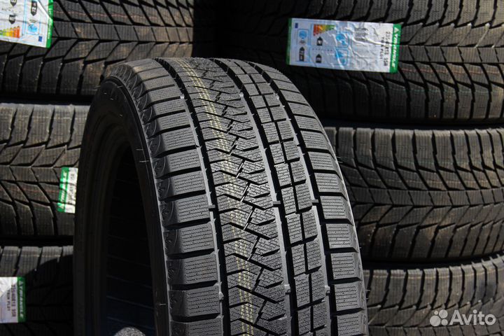 Triangle PL02 255/40 R19