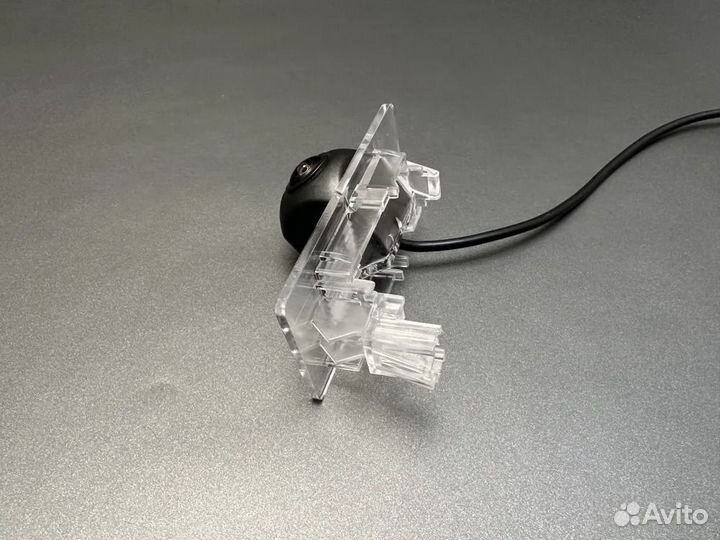 Камера заднего вида Фольксваген 2010+ AHD 720P