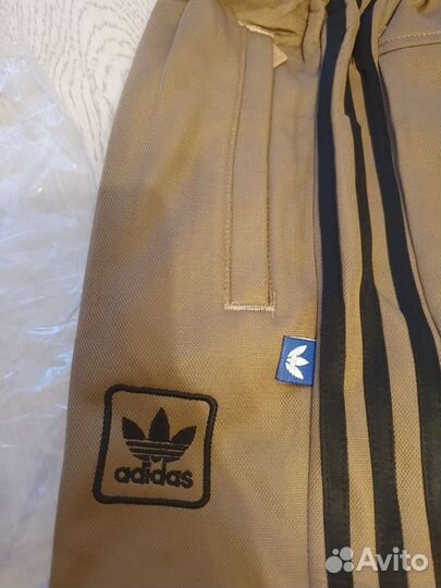 Штаны adidas на флисе черные и бежевые