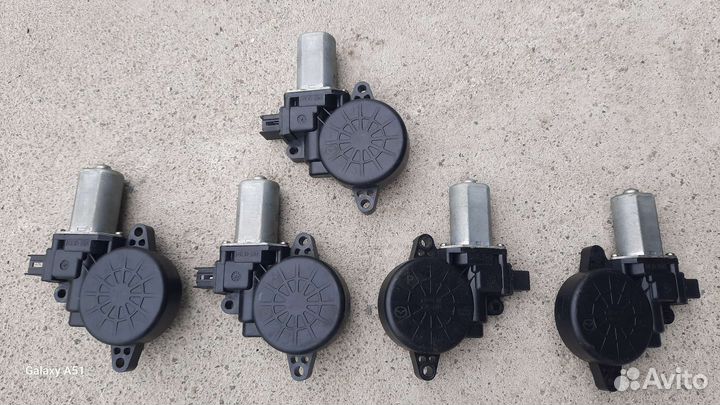 Моторчик стеклоподъёмника Мазда 6 gh