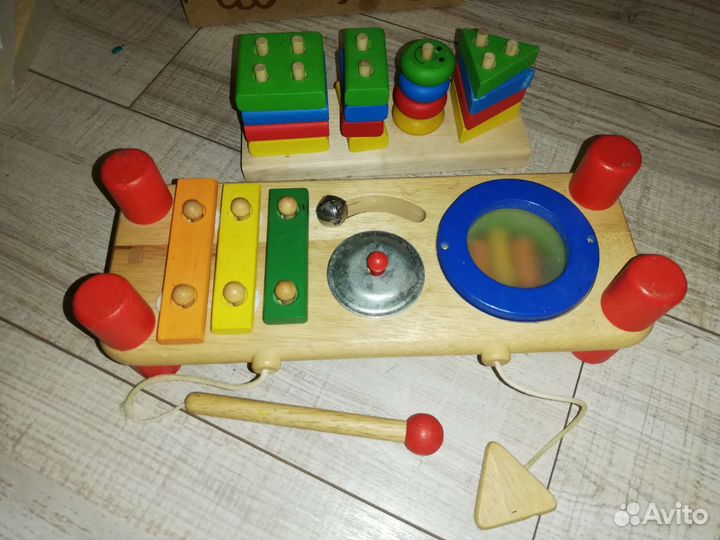 Развивающие игрушки из дерева