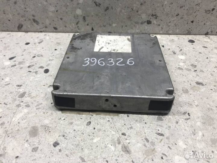 Блок управления двигателем Toyota Corolla E120 200