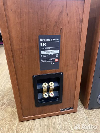 Колонки JBL Northridge E30